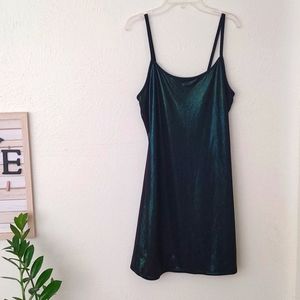 Wild Fable
Holographic slip dress.